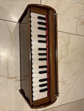 Travelling Harmonium