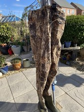 Chest Waders Camo