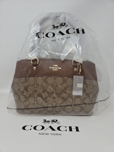 Nwt coach women s - nwt,