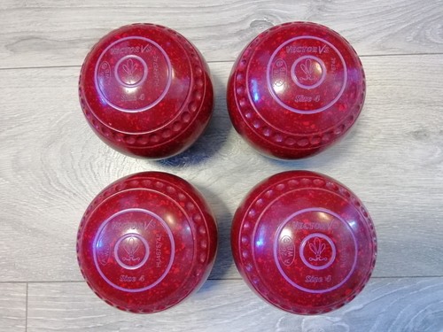 Lawn bowls taylor vectorvs - lawn,