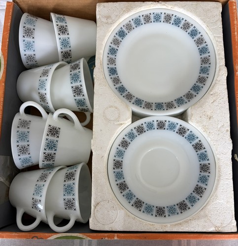 Vintage retro jaj - vintage, pyrex