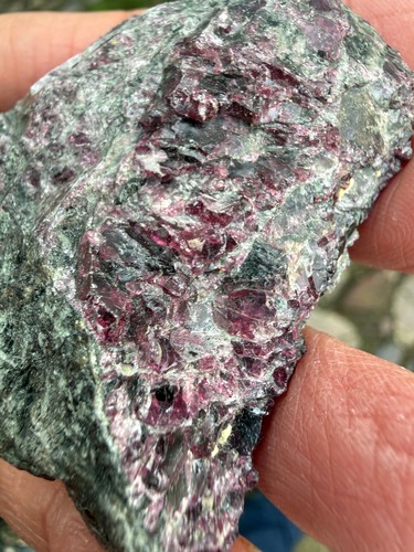Garnet crystal raw - raw, rough