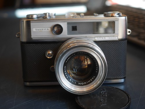 Yashica lynx 5000 camera 45mm - 5000,