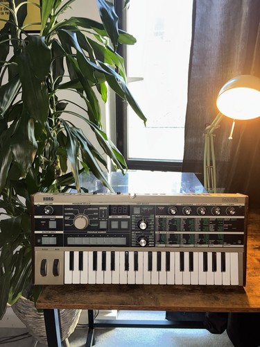 Korg microkorg synthesizer - korg,