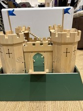 Extra Large Wooden Toy Castle.  Flexible And Interchangeable