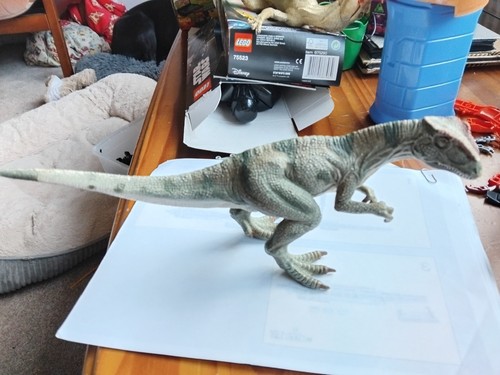 Schleich allosaurus dinosaur - schleich,