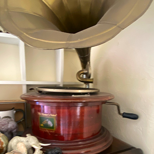 1950s hand crank horn - hand,