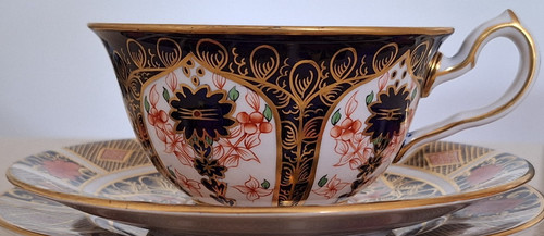 Royal crown derby imari - crown,