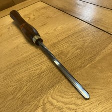 Woodturning 9 mm wide spindle