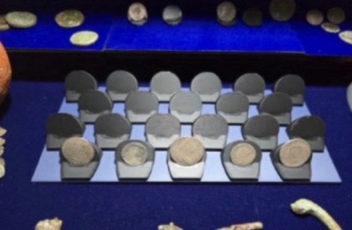 Coin display tray - display,