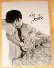 JOAN COLLINS PERSONALLY SIGNED AUTOGRAPH 12X8 PHOTO RALLY ROUND THE FLAG BOYS