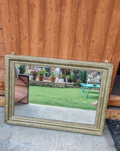 Large gold glitter ornate - large,