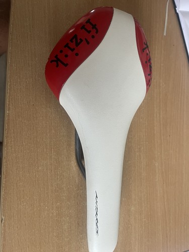 Fizik antares saddle with - fizik,
