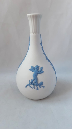 Rare wedgwood blue - wedgwood, white