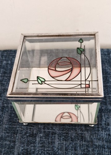 Rennie mackintosh style glass - rennie,