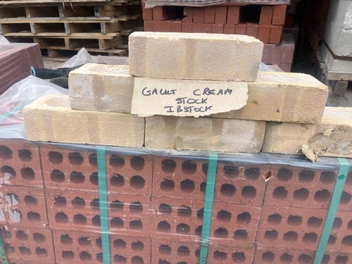 Gault cream stock bricks - , by