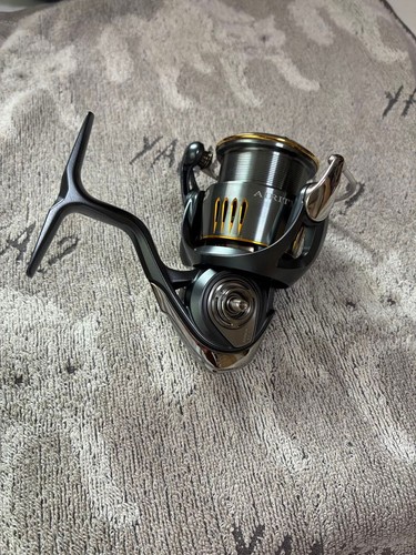 Daiwa airity spinning reel - 23,
