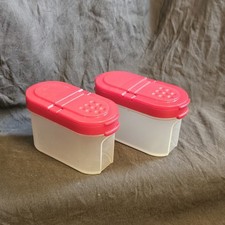 Tupperware Modular Mates Spice Shaker Storage Containers Flip Top Lid Red Seals