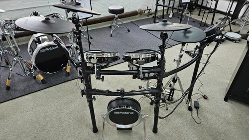 Roland 516 drums kit - td-516, v-drums