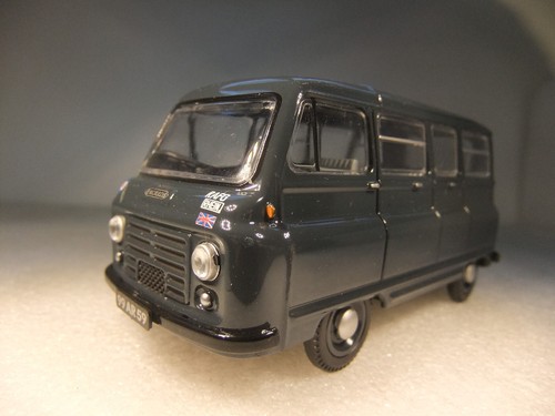 Oxford morris j2 van - 1:43,
