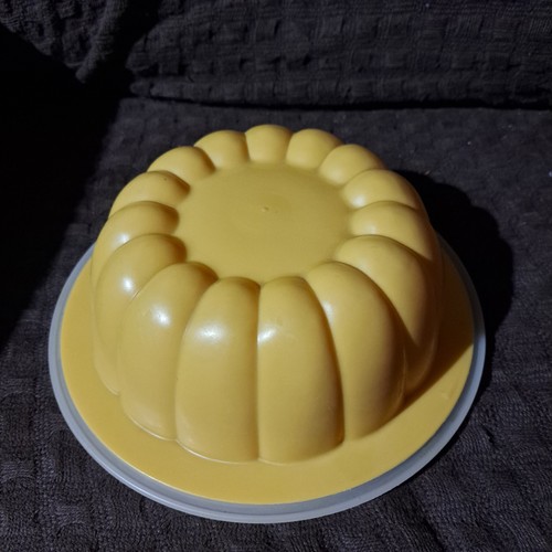 Vintage crown ware plastic - vintage,