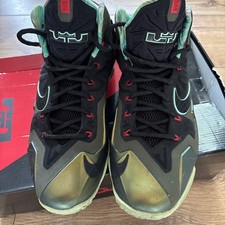 Size 8 .5 UK - Nike LeBron 11