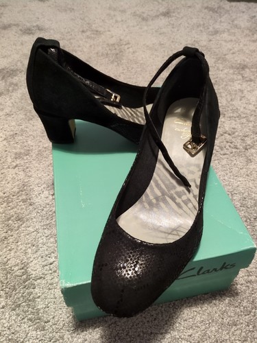 Clarks cushionsoft black - clarks,