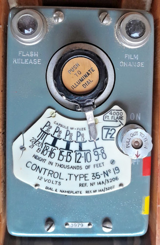 Ww2 raf bomber camera control - bomber,