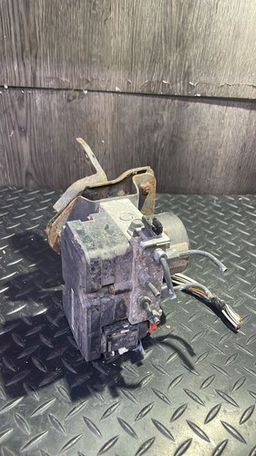Toyota yaris abs pump - toyota,