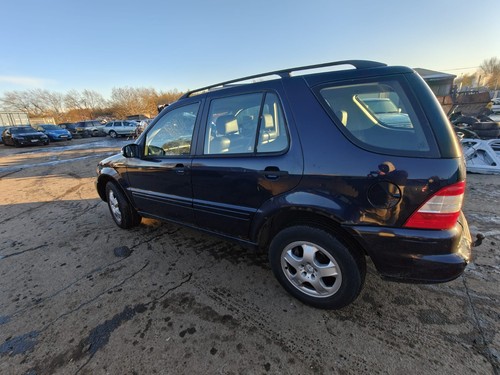 Mercedes class 320 w163 - 320,