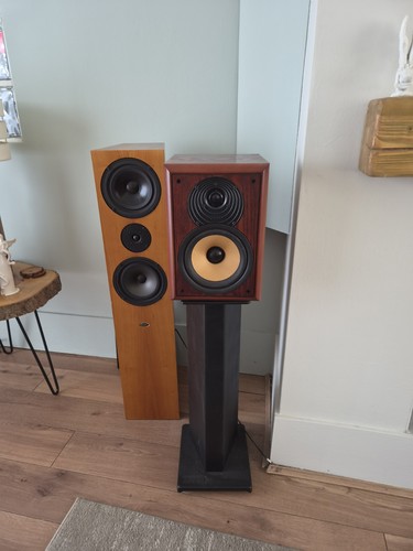 Bower and wilkins cdm2 - and,