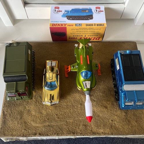 Dinky series o bundle - dinky, tv