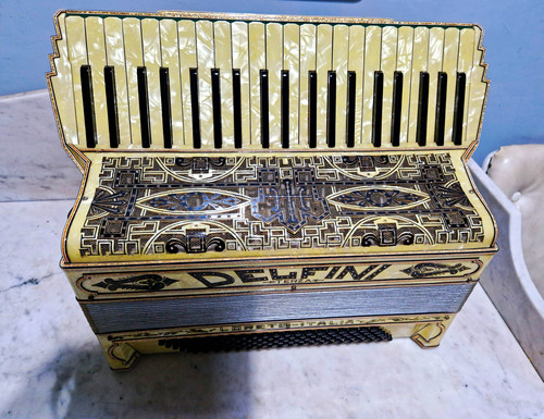 Delfini terza piano - terza,