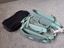 PETZL Womens Climbing Harness