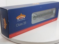 DCC FITTED Bachmann 32-331 Class 25/1 BR Green Full Yellow Ends Weathered 25043