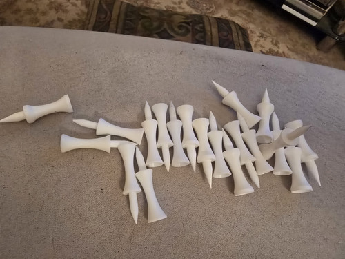 White plastic golf - white, tees