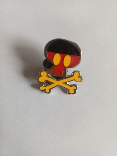 Mickey mouse sugar skull and - skull,