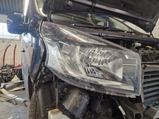 VAUXHALL VIVARO RENAULT TRAFIC 2014-2019 RIGHT O/S HEADLIGHT 260107274R SPARES