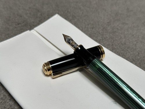 Pelikan souveran m400 fountain - pelikan,