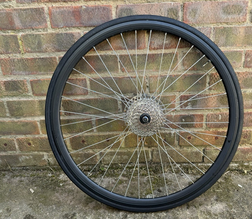 700x25c road wheel rear - road, disc