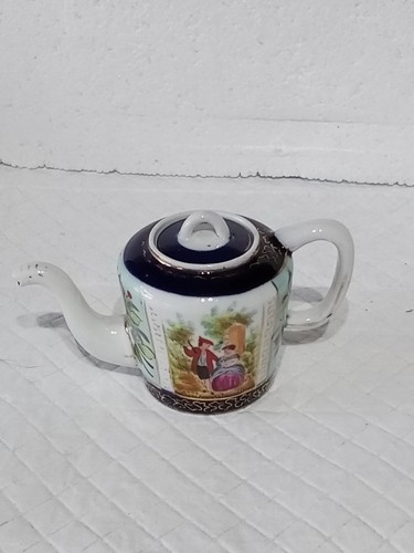 Vintage meissen style - meissen, hand