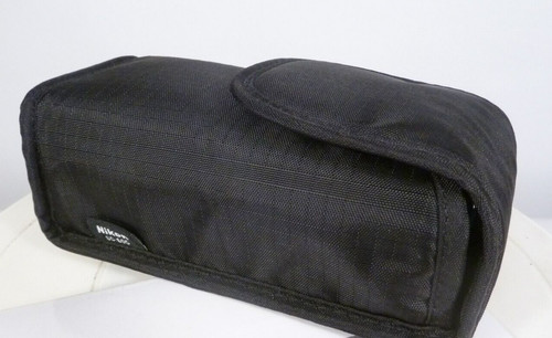 Nikon 600 padded flash - ss-600,