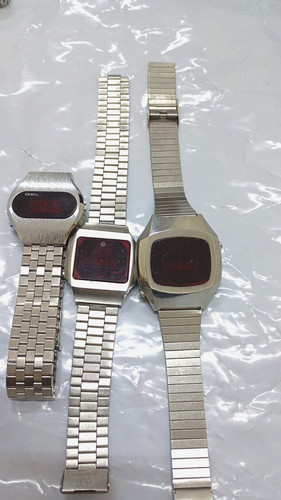 1976 vintage led watch - ,