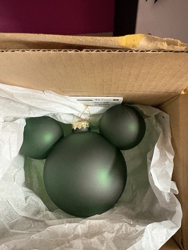 Mickey mouse green glass - mouse,
