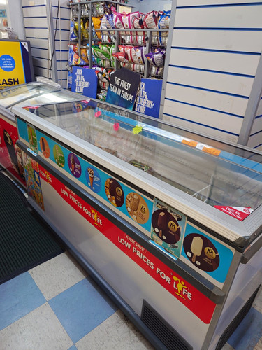Commercial chest display - commercial,