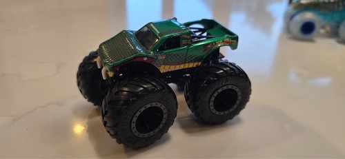 Hot wheels monster jam - hot,