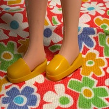 Vintage Sindy Doll Shoes Yellow Mule Pair Accessory 1970’s Pedigree Toys