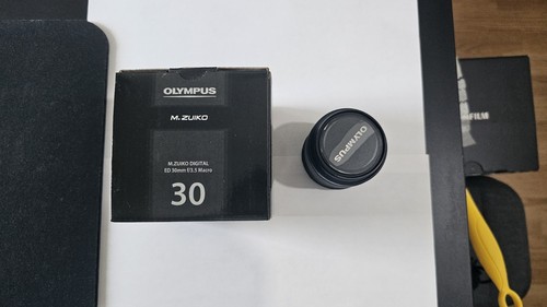 Olympus 30mm macro ed - f3.5,