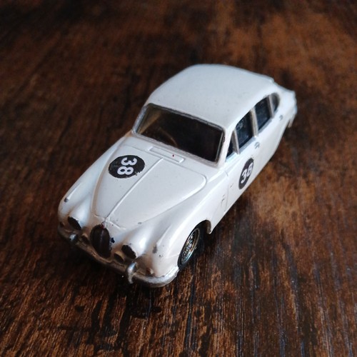 Dinky toys 195 - dinky, 3.4