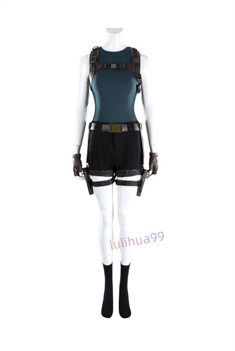 Cosplay tomb raider lara - tomb,